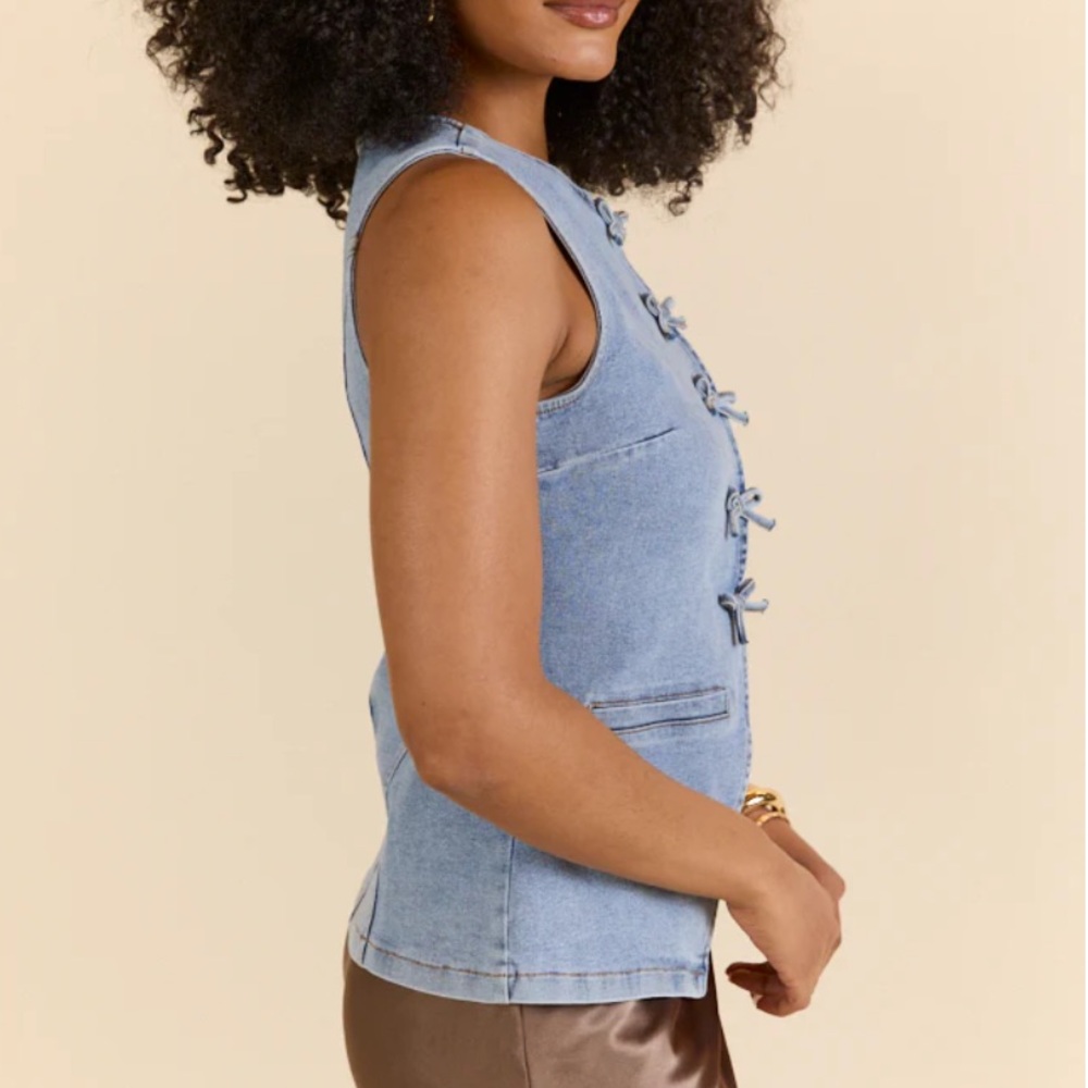 PINK LILY | Western Ties Bow Denim Vest - Picture 6 of 9
